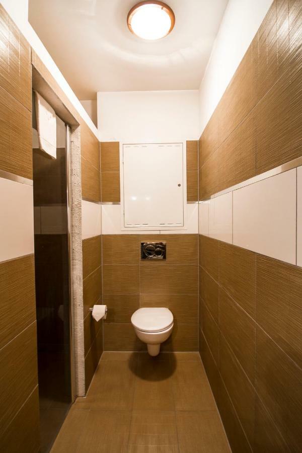 Mountain View Apartments Piesendorf Ruang foto